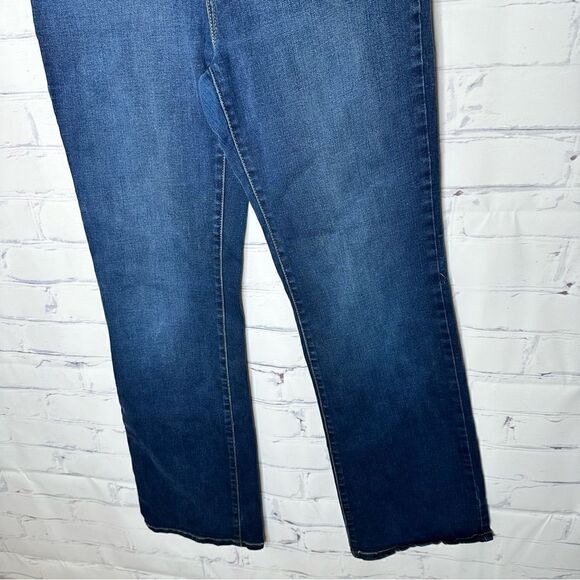 Levi’s size 8 bootcut perfectly slimming 512 women’s jeans - Picture 4 of 8